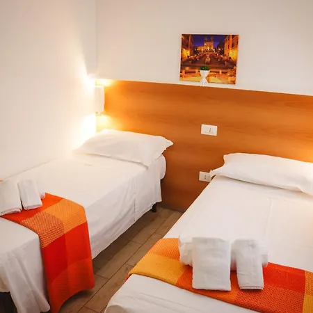 アパート Seventeen Black -with Garden And Private Parking Just 5 Minutes Walk From The Historic Center *